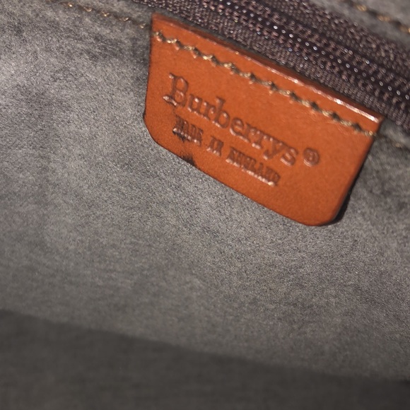 Burberry - Picture 12 of 15